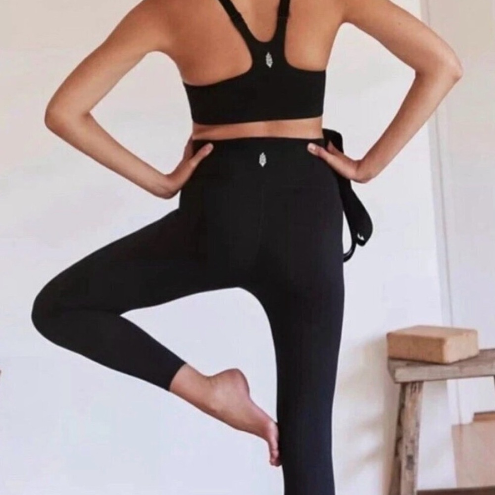 Free people hatch leggings NWT